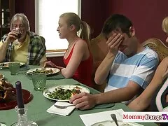 RIA certo italiana video hard che puoi cavalcare un pollo
